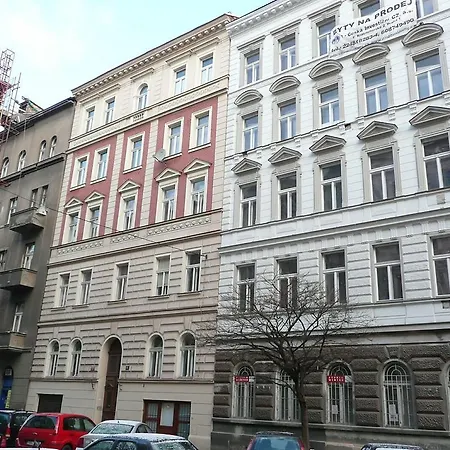 Wenzigova Apartman Prága